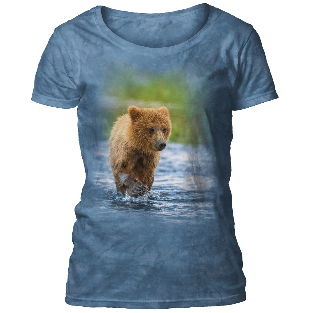 Brown Bear Cub Scoop T-shirt