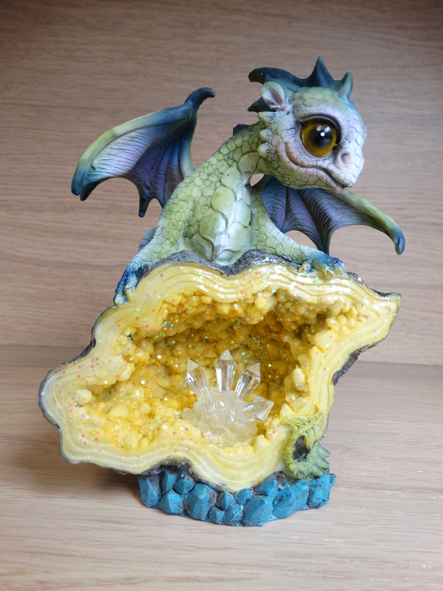 Funny dragon on yellow crystal - 15cm