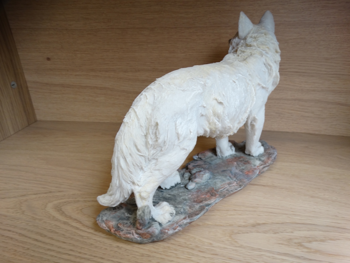 White Wolf standing - 28 cm