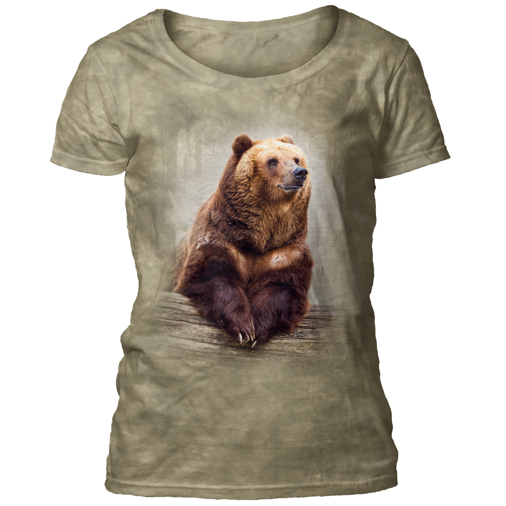 Resting Brown Bear Scoop T-shirt