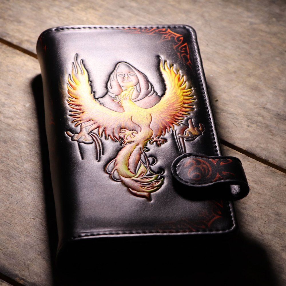 Phoenix Rising Embossed Monedero 18,5cm