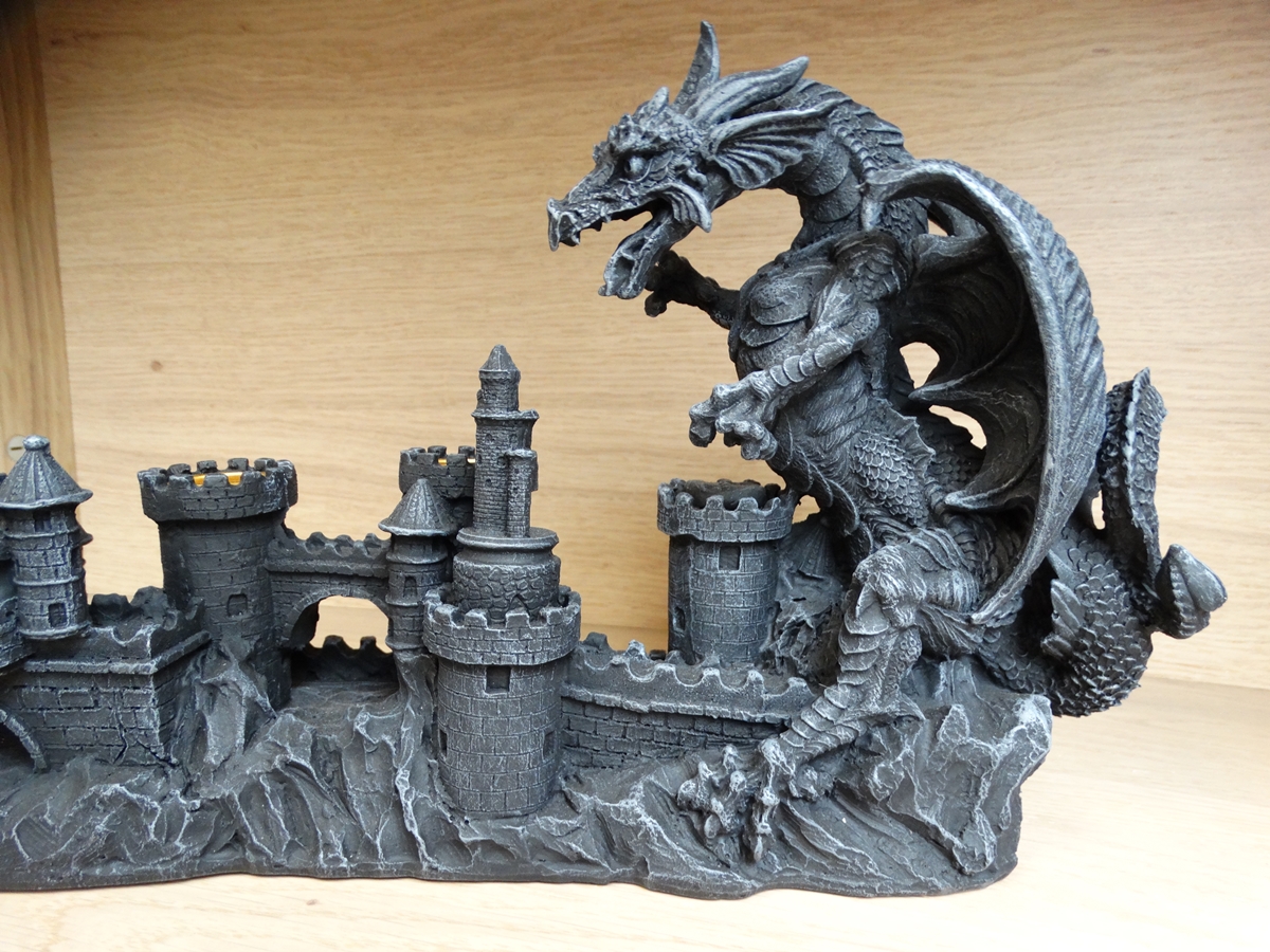 Black Dragon - tealight and candle holder - 45cm