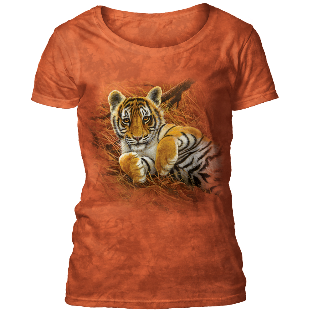 Playful Tiger Cub Scoop T-shirt