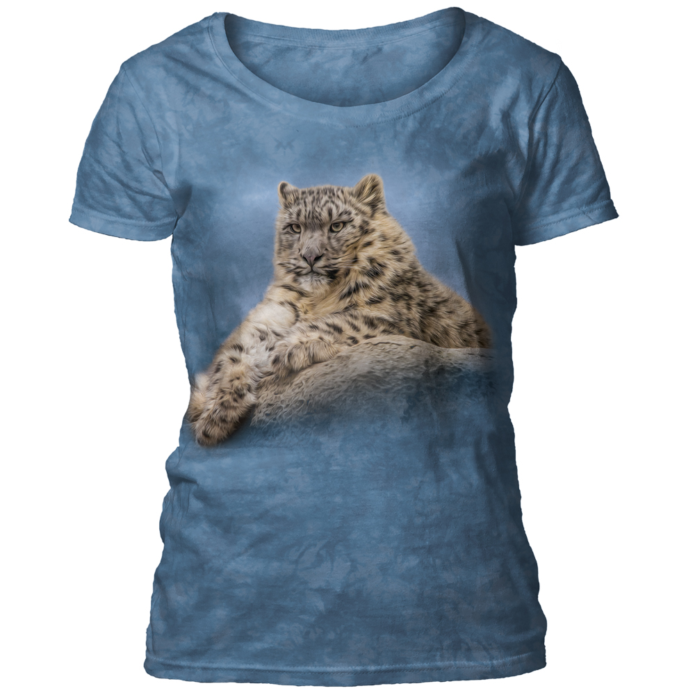 Towering Presence - Snow Leopard Scoop T-shirt