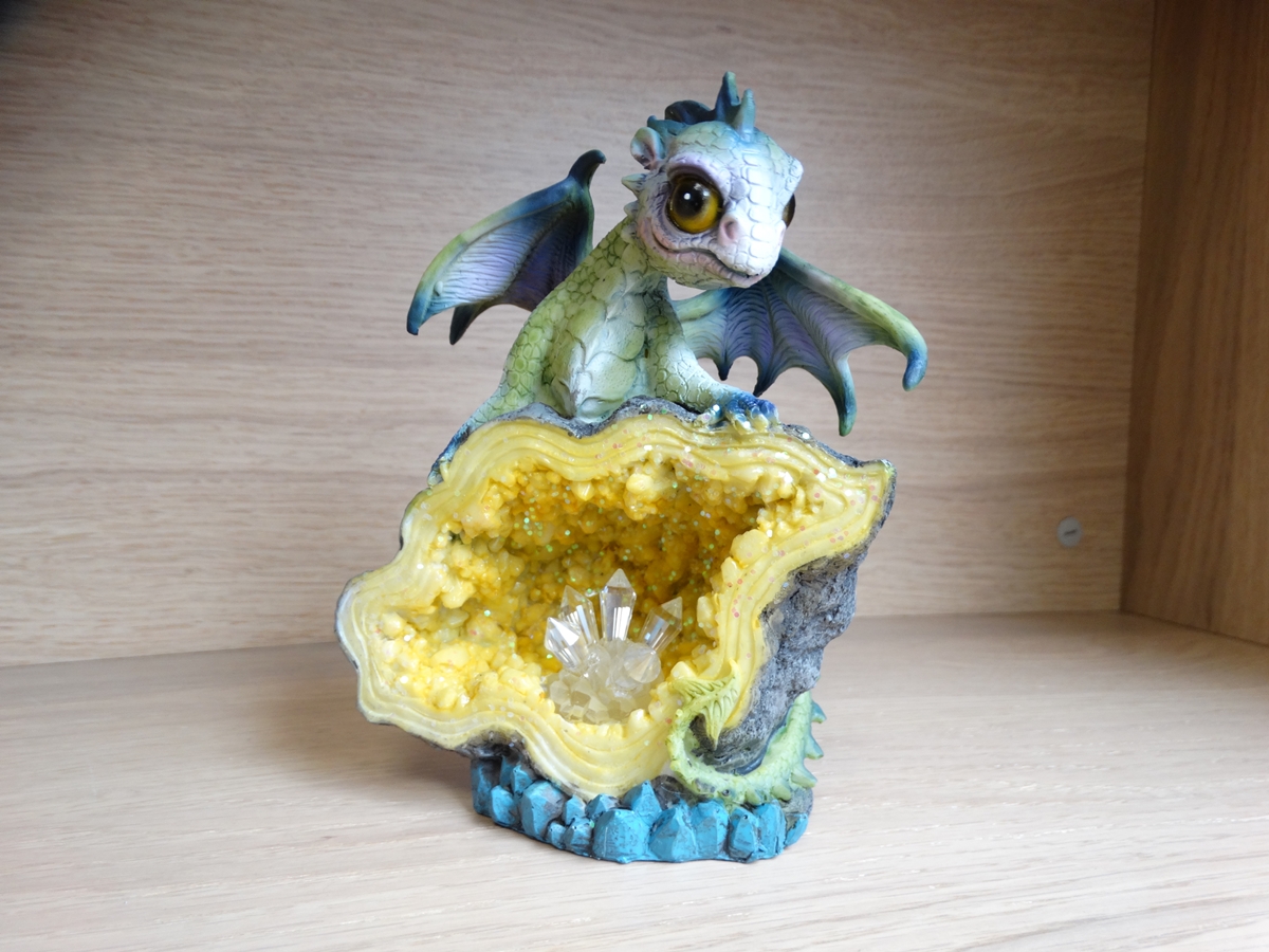 Funny dragon on yellow crystal - 15cm