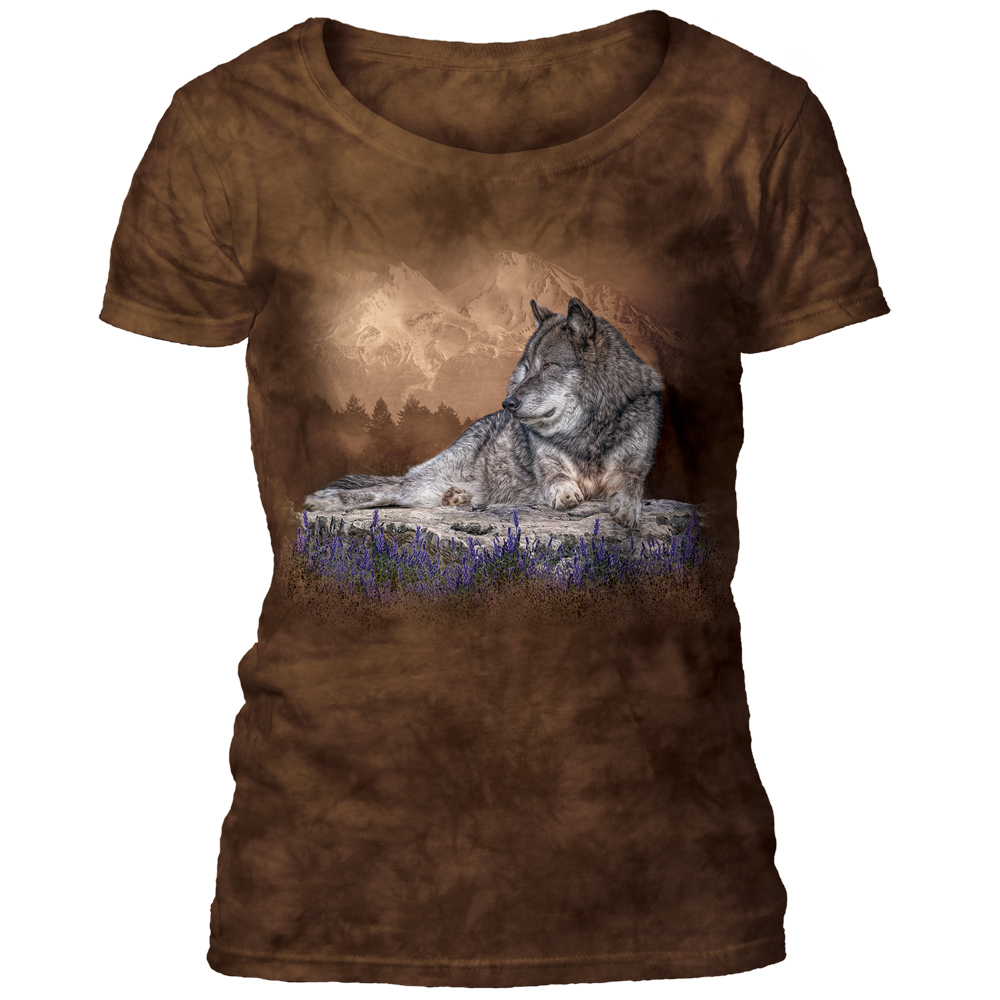 Distant Mountains - Wolf Scoop T-shirt