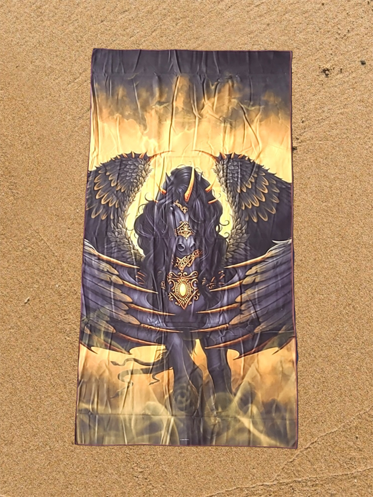 Black Pegasus - Beach Towel 90x180cm